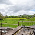Hobsons * Grinton